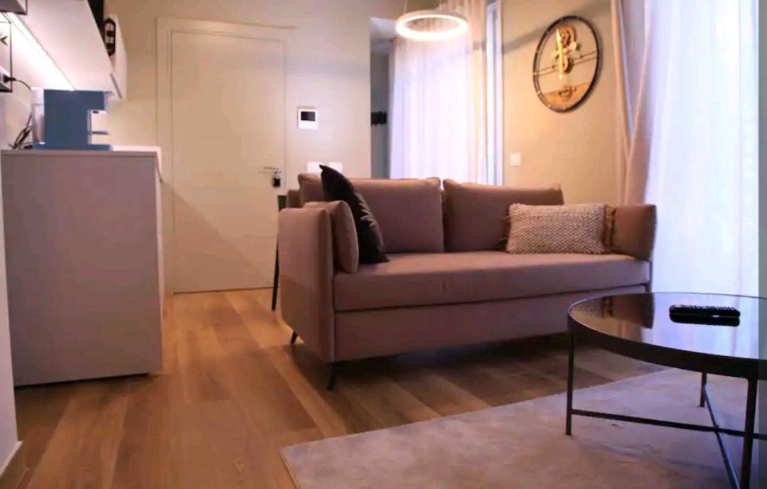 A&G Suites Parma Bagian luar foto