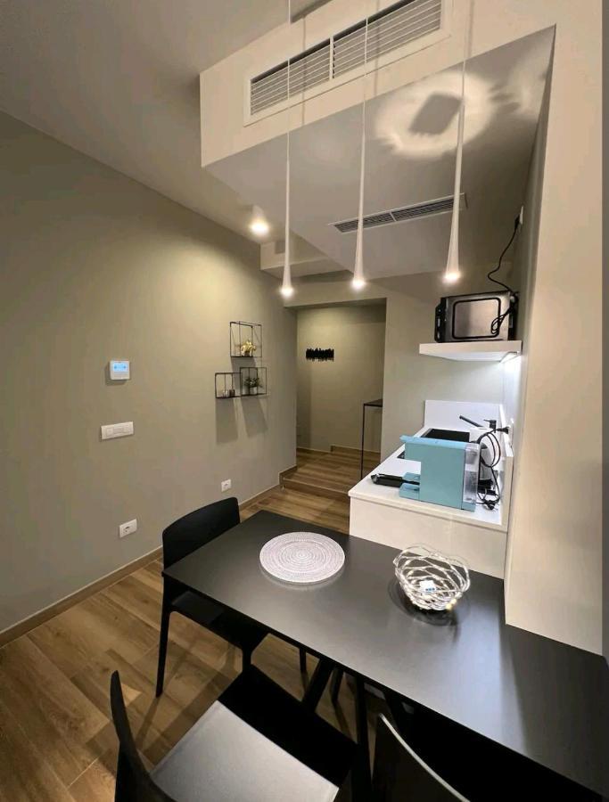 A&G Suites Parma Bagian luar foto