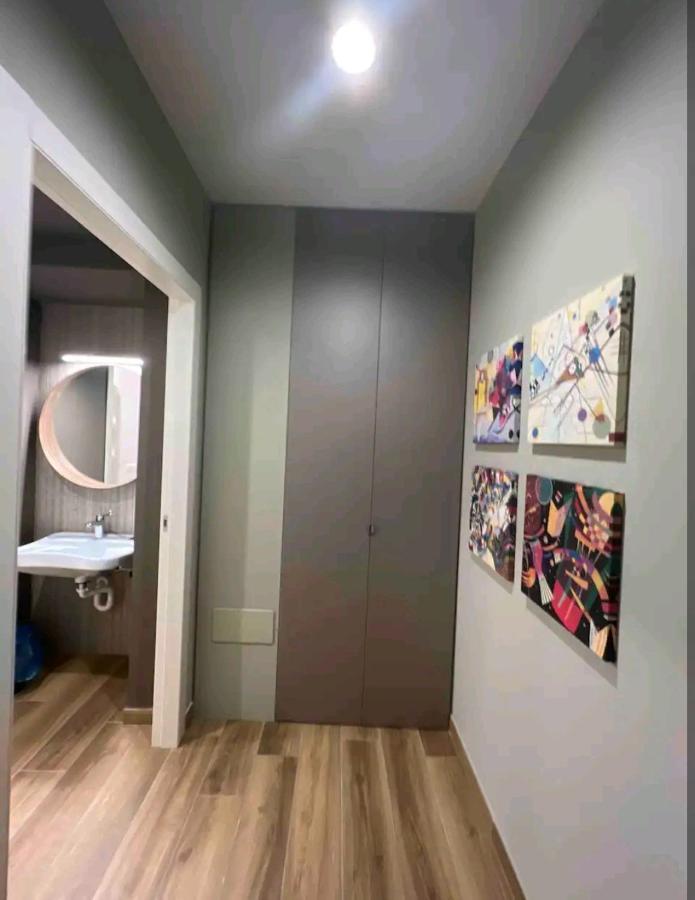 A&G Suites Parma Bagian luar foto